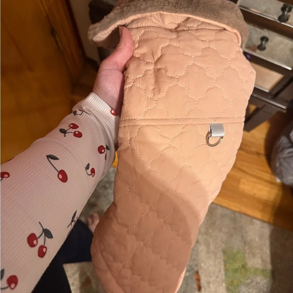 NWT - Peach FauxFur Lined Quilted Dog Coat medium 15”back21”chest /pet clothes